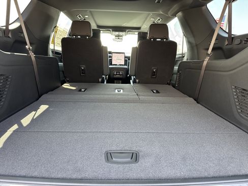 New 2026 GMC Yukon XL AT4 w/ AT4 Premium Plus Package image 37