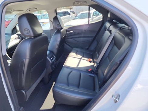 Used 2021 Chevrolet Equinox LT FWD image 11