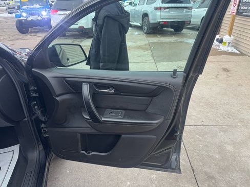 Used 2014 Chevrolet Traverse LT w/ All-Star Edition image 14