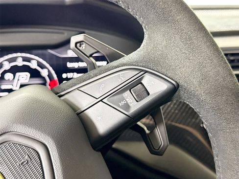 Used 2024 Lamborghini Urus Performante image 22