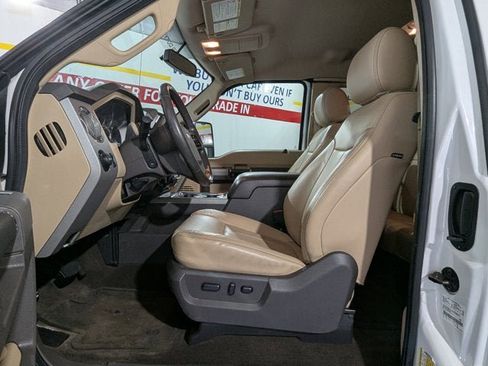 Used 2016 Ford F250 Lariat w/ Chrome Package image 18