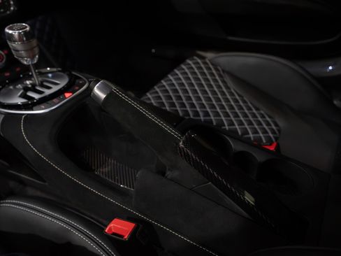 Used 2014 Audi R8 V10 AWD/4WD image 22