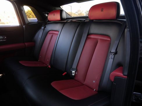 Used 2022 Rolls-Royce Ghost w/ Ghost Package image 7