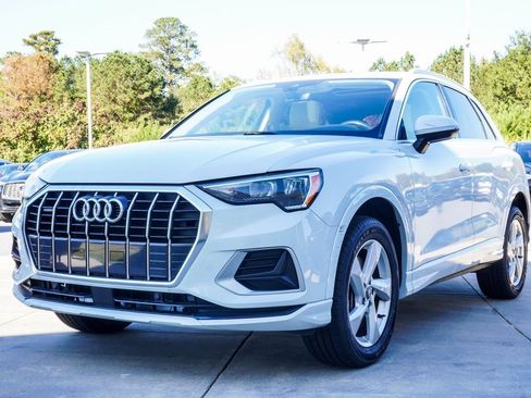 Used 2019 Audi Q3 2.0T Premium image 4