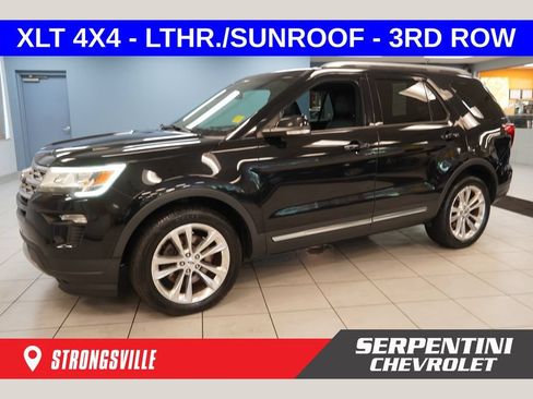 Used 2018 Ford Explorer XLT w/ Equipment Group 202A AWD/4WD image 1