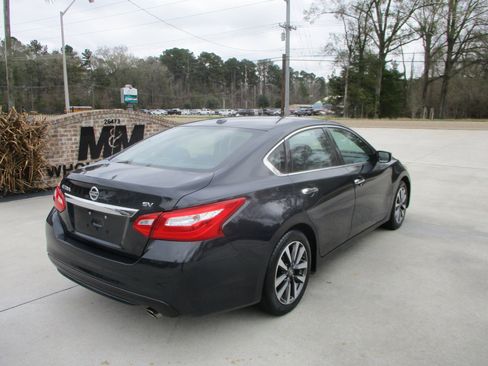 Used 2017 Nissan Altima 2.5 SV image 30