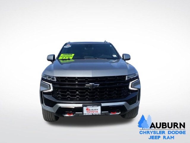 Used 2023 Chevrolet Suburban Z71 w/ Luxury Package AWD/4WD image 2