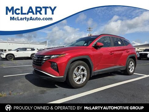 Used 2022 Hyundai Tucson SEL FWD image 1