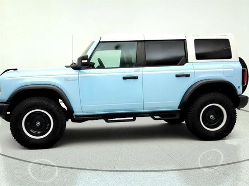 Used 2023 Ford Bronco Heritage Edition AWD/4WD image 8