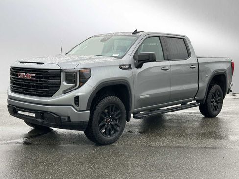 Used 2025 GMC Sierra 1500 Elevation w/ Preferred Package image 3