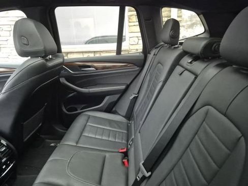 Used 2018 BMW X3 xDrive30i image 5