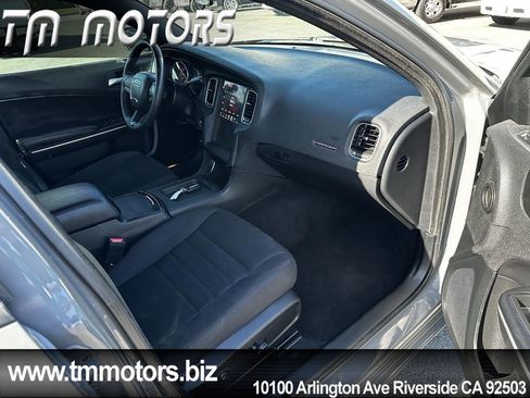 Used 2019 Dodge Charger Police w/ Integrated Display Package RWD image 8