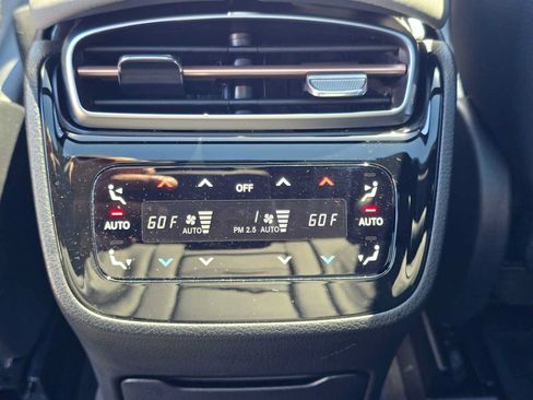 Used 2023 Mercedes-Benz EQS 450+ SUV image 18