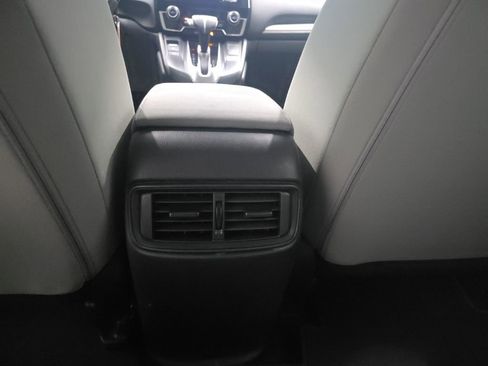 Used 2017 Honda CR-V LX image 12