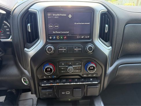 Used 2021 Chevrolet Silverado 1500 LTZ w/ Technology Package AWD/4WD image 21