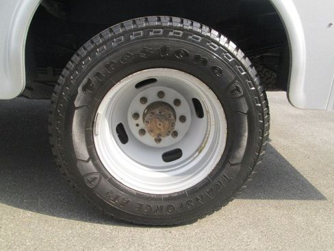 Used 2016 Ford F350 XL w/ Power Equipment Group AWD/4WD image 9