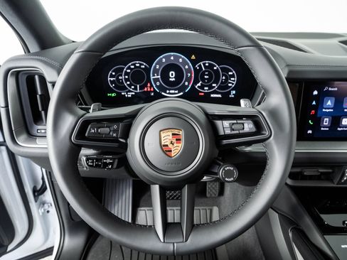 New 2026 Porsche Cayenne AWD/4WD image 9