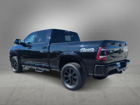 Used 2019 RAM 2500 Laramie w/ Black Appearance Package image 6