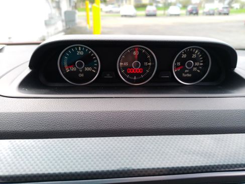 Used 2012 Volkswagen Beetle 2.0T image 15