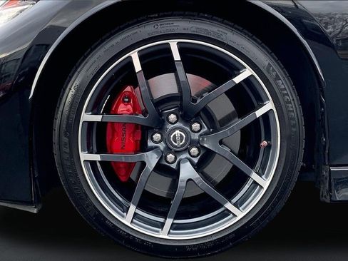 Used 2019 Nissan 370Z NISMO image 19