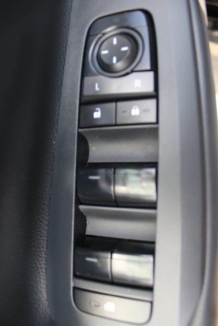 Certified 2026 Toyota Prius Plug-In Hybrid FWD image 47