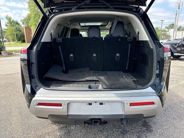Used 2023 Nissan Pathfinder SL w/ SL Premium Package AWD/4WD image 25