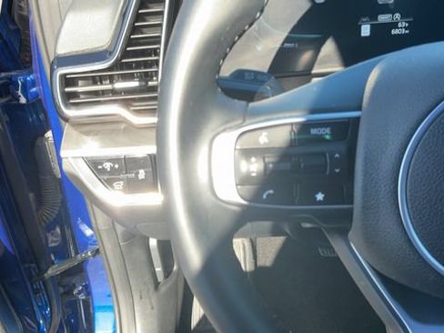Used 2025 Kia Sportage X-Line w/ Premium Package AWD/4WD image 16