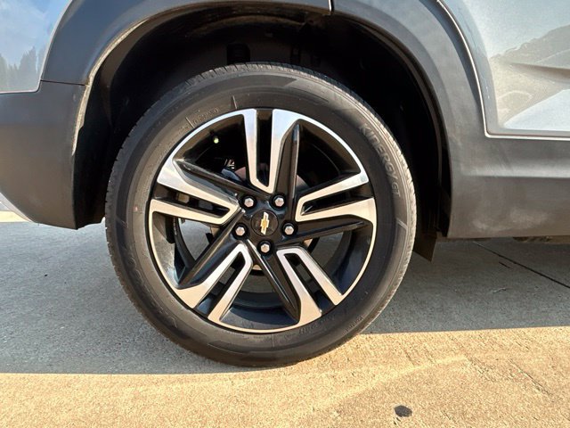 Used 2023 Chevrolet TrailBlazer LT FWD image 21