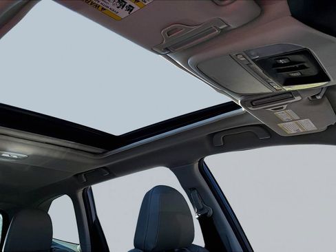 Used 2023 Subaru Forester Limited image 21