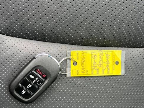 Used 2024 Honda Accord Sport image 17