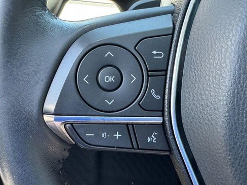 Used 2020 Toyota Camry XSE FWD image 25