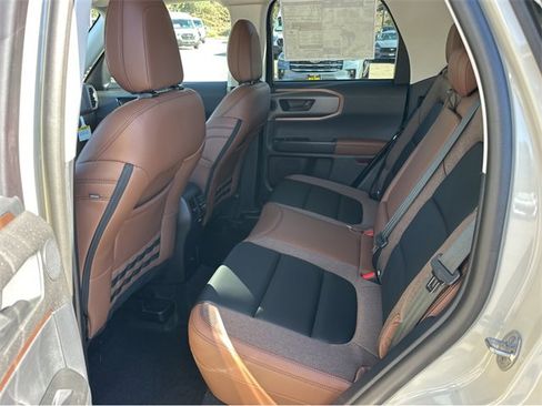 New 2025 Ford Bronco Sport Outer Banks w/ Outer Banks Tech Package+ image 14