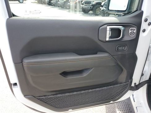 New 2025 Jeep Wrangler Sahara AWD/4WD image 13