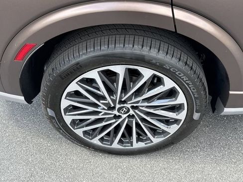 New 2026 Hyundai Palisade Calligraphy FWD image 17