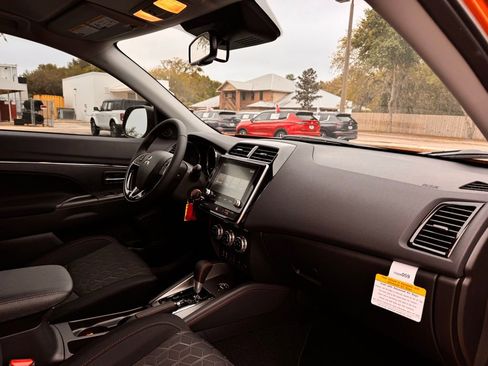 New 2026 Mitsubishi Outlander Sport LE AWD/4WD image 30