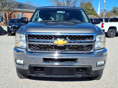 Used 2013 Chevrolet Silverado 2500 LT w/ Interior Plus Package image 2