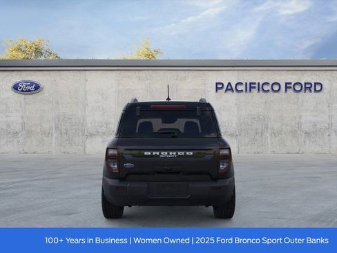 New 2025 Ford Bronco Sport Outer Banks image 6