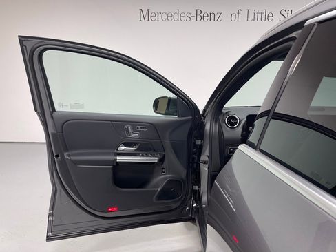 Used 2026 Mercedes-Benz GLA 250 4MATIC image 17