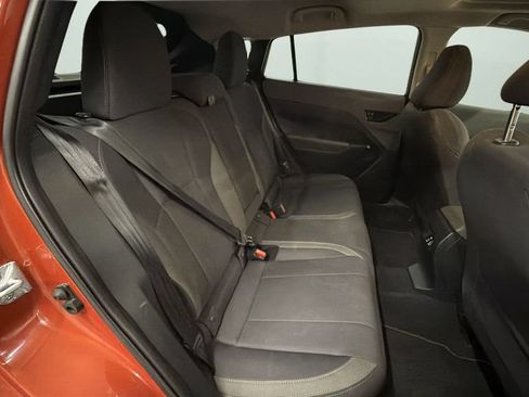 Used 2025 Subaru Crosstrek 2.5i Premium AWD/4WD image 14