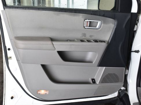 Used 2015 Honda Pilot SE image 9