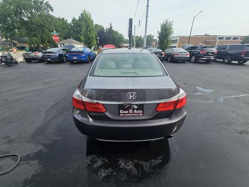 Used 2015 Honda Accord EX image 9