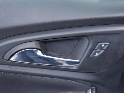 Used 2023 Chevrolet Malibu LT image 16