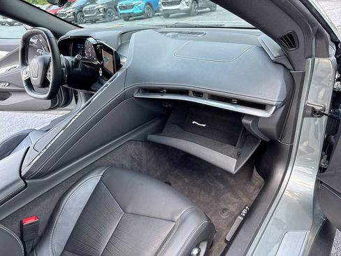 Used 2024 Chevrolet Corvette Stingray Preferred Cpe RWD image 36