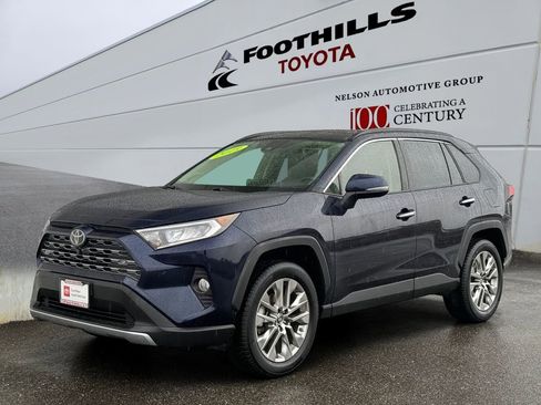 Certified 2019 Toyota RAV4 Limited w/ Advanced Technology Package image 3