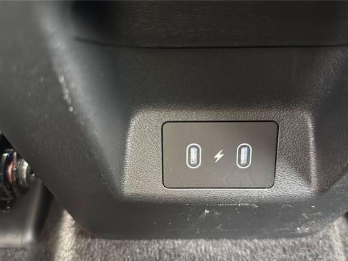 Used 2025 Hyundai Tucson SE FWD image 24