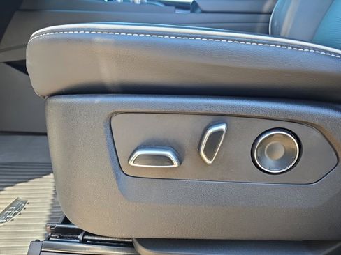 Certified 2023 Cadillac Escalade Sport w/ Touring Package image 28