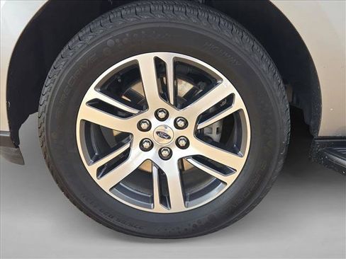 Used 2024 Ford Expedition Limited RWD image 27