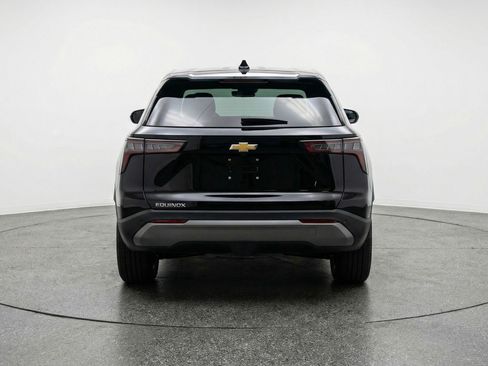 Used 2025 Chevrolet Equinox LT FWD image 7