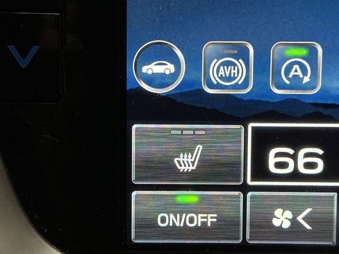 Certified 2025 Subaru Outback Onyx Edition image 35