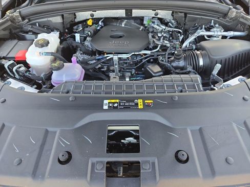 New 2026 Jeep Grand Cherokee Limited w/ Limited Altitude Package RWD image 33